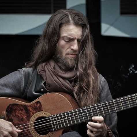 دانلود آهنگ Estas Tonne Fusion